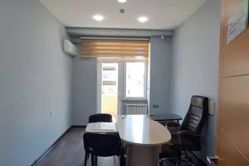 Satılır Obyekt Badamdarda