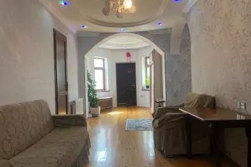 Satılır Həyət Evi Dədə Qorqudda