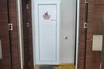 Satılır Həyət Evi Corat Bağlarında