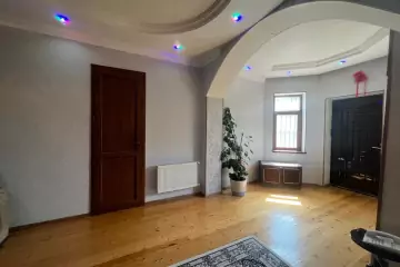 Satılır Həyət Evi Dədə Qorqudda