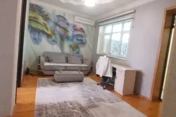 Satılır Həyət Evi Bakıxanovda