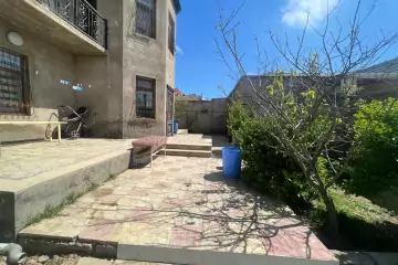 Satılır Həyət Evi Dədə Qorqudda