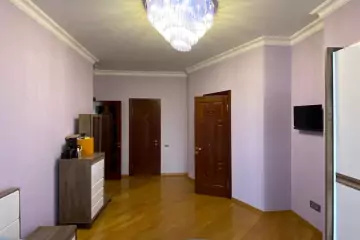 Aylıq Kirayə Yeni Tikili Elmler Akademiyasıda