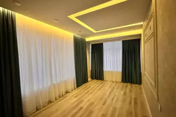 Satılır Yeni Tikili 8-ci Kilometrdə 
