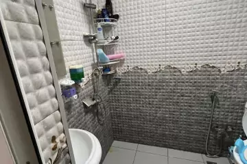 Satılır Yeni Tikili Masazırda