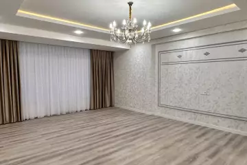 Satılır Yeni Tikili 8-ci Kilometrdə