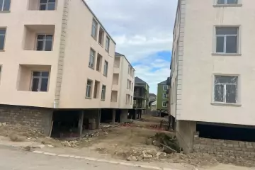 Satılır Yeni Tikili Binəqədidə