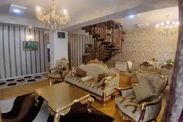 Satılır Yeni Tikili Heydər əliyev Mərkəzində