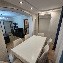 Satılır 2 otaqlı Köhnə Tikili 43 m², 30-cu məhəllə
