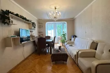 Satılır Köhnə Tikili İzmir Parkı