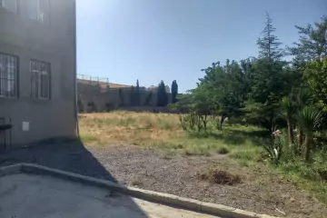 Satılır Bağ Evi Novxanıda