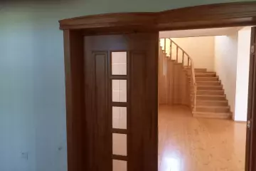 Satılır Bağ Evi Novxanıda