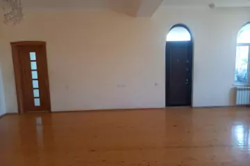Satılır Bağ Evi Novxanıda