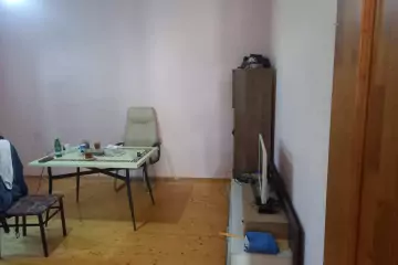 Satılır Bağ Evi Novxanıda