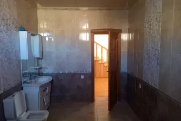 Satılır Bağ Evi Novxanıda