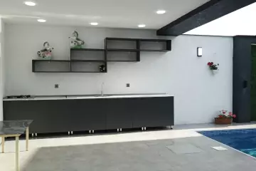 Satılır Həyət Evi şimal Qresda