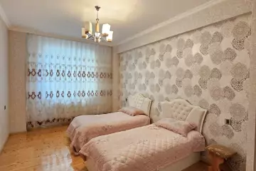 Satılır Yeni Tikili Ukraniya Dairəsida