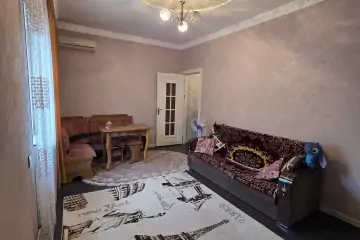 Satılır Köhnə Tikili Ukraniya Dairəsida