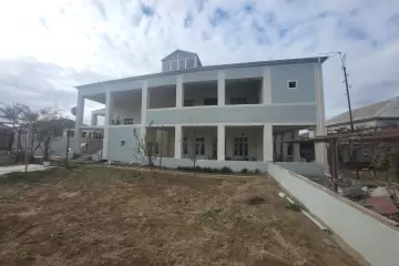 Satılır Həyət Evi Mərdəkanda