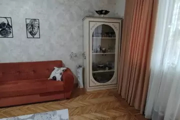 Satılır Köhnə Tikili Gənclik Mallda