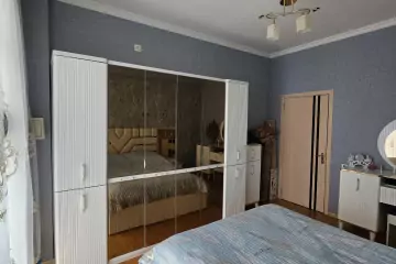 Satılır Yeni Tikili Ukraniya Dairəsida