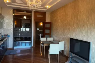 Aylıq Kirayə Yeni Tikili Mərkəzdə