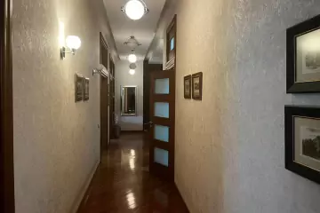 Aylıq Kirayə Yeni Tikili Mərkəzdə