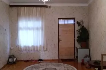 Satılır Həyət Evi Bayılda