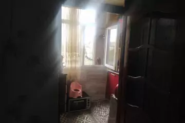 Satılır Köhnə Tikili Bakıxanovda