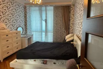 Aylıq Kirayə Yeni Tikili Mərkəzdə