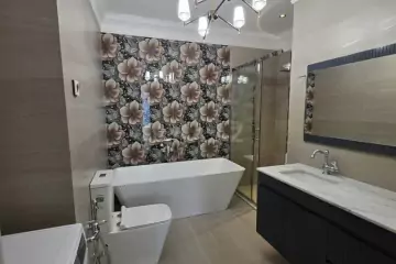 Satılır Yeni Tikili Nəsimi Bazarında