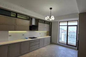Satılır Yeni Tikili Nəsimi Bazarında