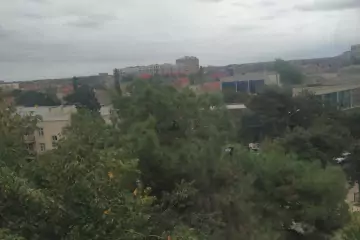 Satılır Köhnə Tikili Bakıxanovda
