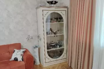 Satılır Köhnə Tikili Gənclik Mallda
