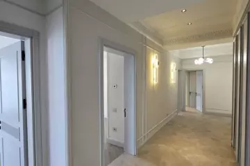 Satılır Yeni Tikili Nəsimi Bazarında