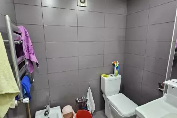 Satılır Yeni Tikili Ukraniya Dairəsida