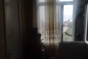 Satılır Köhnə Tikili Bakıxanovda