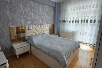 Satılır Yeni Tikili Ukraniya Dairəsida