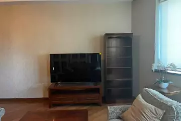 Aylıq Kirayə Yeni Tikili Mərkəzdə