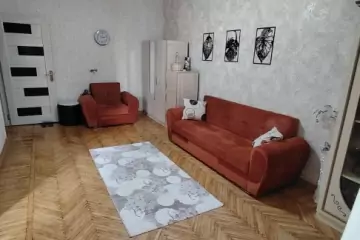 Satılır Köhnə Tikili Gənclik Mallda