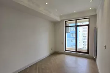 Satılır Yeni Tikili Nəsimi Bazarında
