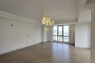 Satılır Yeni Tikili Nəsimi Bazarında