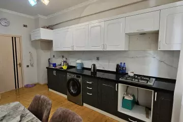 Satılır Yeni Tikili Ukraniya Dairəsida
