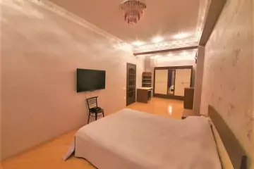 Aylıq Kirayə Yeni Tikili Mərkəzdə