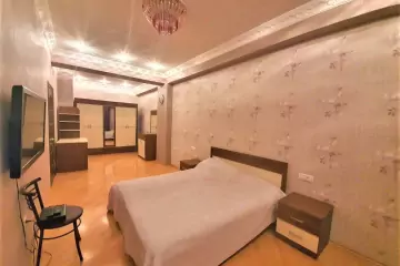 Aylıq Kirayə Yeni Tikili Mərkəzdə