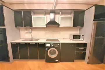 Aylıq Kirayə Yeni Tikili Mərkəzdə