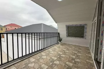 Satılır Həyət Evi Zabrat Qəsəbəsida
