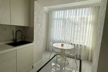 Aylıq Kirayə Köhnə Tikili 28 May Metrosu ətrafında