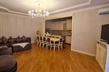 Satılır Həyət Evi Novxanıda