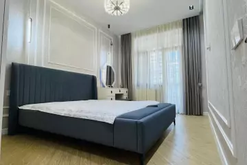 Satılır Yeni Tikili Elmler Akademiyasıda